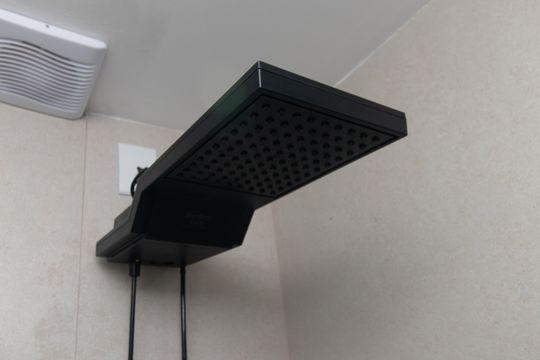 Banheiro de apartamento para alugar com 1 quarto, 25m² em Centro Histórico, Porto Alegre