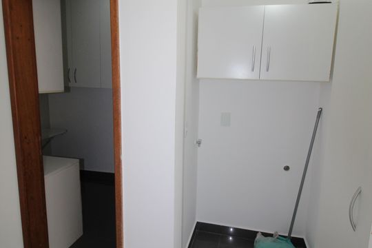 Área de Serviço de apartamento para alugar com 3 quartos, 111m² em Parque Residencial Aquarius, São José dos Campos