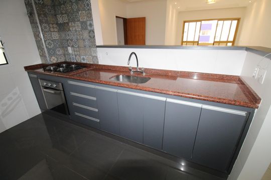 Cozinha de apartamento para alugar com 3 quartos, 111m² em Parque Residencial Aquarius, São José dos Campos