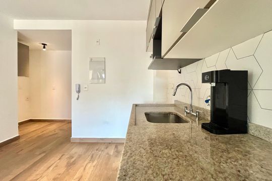 Cozinha de apartamento à venda com 2 quartos, 54m² em Vila Clementino, São Paulo