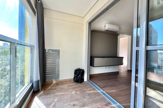 Varanda de apartamento à venda com 2 quartos, 54m² em Vila Clementino, São Paulo