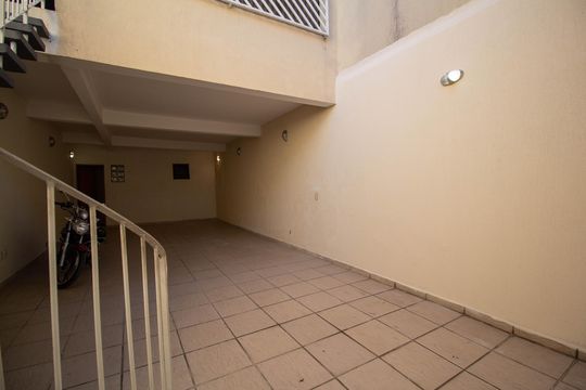 Garagem de casa à venda com 3 quartos, 118m² em Vila Nova Cachoeirinha, São Paulo