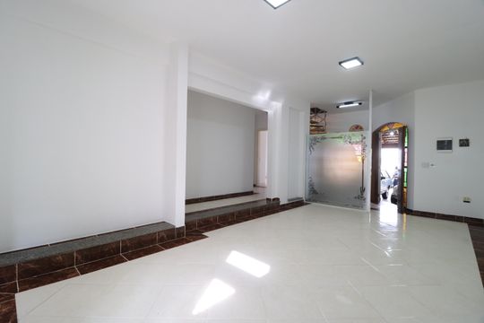 Sala de casa para alugar com 4 quartos, 400m² em Chácaras Tubalina E Quartel, Uberlândia