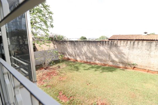Vista da Suíte de casa para alugar com 4 quartos, 400m² em Chácaras Tubalina E Quartel, Uberlândia