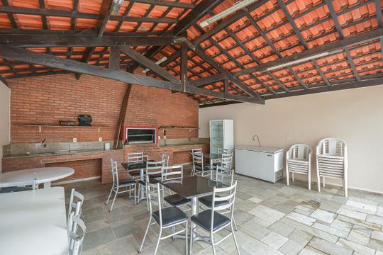 Área comum - Churrasqueira de casa de condomínio para alugar com 4 quartos, 210m² em Jardim Umuarama, São Paulo