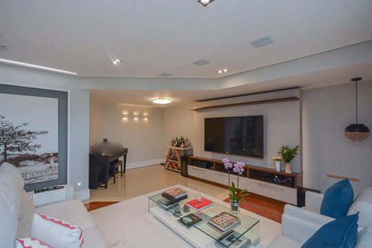 Sala de casa de condomínio para alugar com 4 quartos, 210m² em Jardim Umuarama, São Paulo