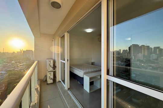 Sacada  de apartamento à venda com 1 quarto, 56m² em Brooklin, São Paulo