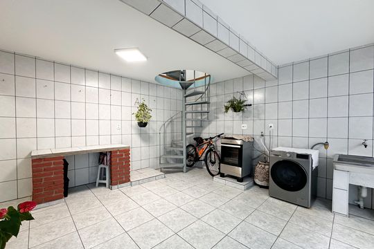 Área de Serviço de casa para alugar com 3 quartos, 237m² em Vila Euro, São Bernardo do Campo