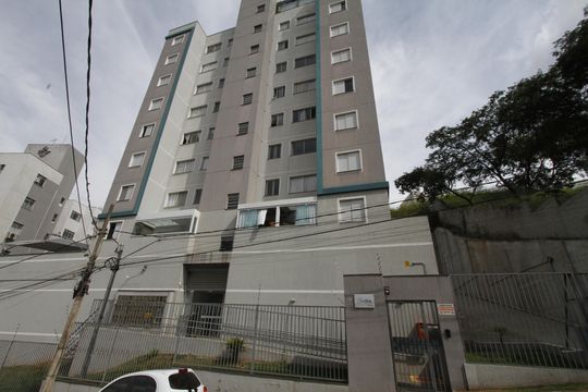 Fachada do Prédio de apartamento à venda com 2 quartos, 73m² em Estoril, Belo Horizonte