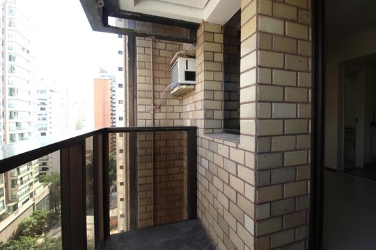 Varanda de apartamento para alugar com 1 quarto, 35m² em Indianópolis, São Paulo