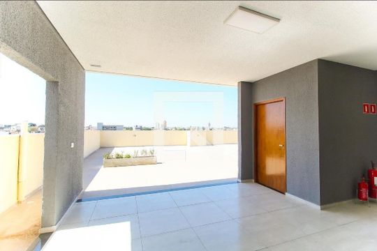 Área comum de kitnet/studio para alugar com 1 quarto, 36m² em Vila Granada, São Paulo