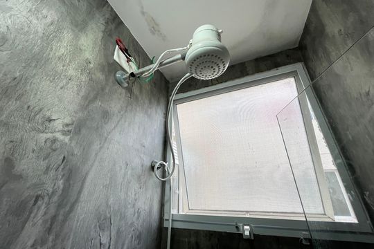Banheiro de apartamento à venda com 2 quartos, 38m² em Jardim Cláudia, São Paulo