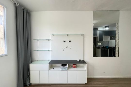 Sala de apartamento à venda com 2 quartos, 38m² em Jardim Cláudia, São Paulo