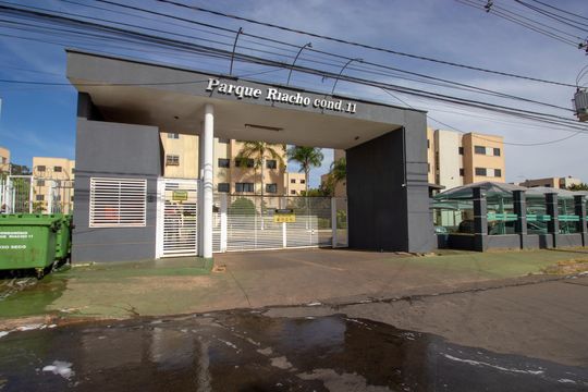 Apartamento à venda com 2 quartos, 60m² em Riacho Fundo Ii, Brasília