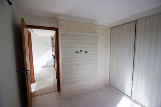 Apartamento à venda com 2 quartos, 60m² em Riacho Fundo Ii, Brasília