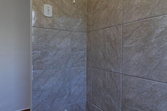 Edícula - Banheiro  de casa para alugar com 3 quartos, 310m² em Vila Guilhermina, São Paulo