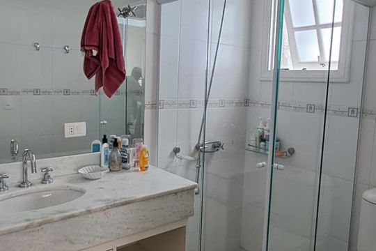 Banheiro de casa à venda com 4 quartos, 380m² em Vila Albertina, São Paulo