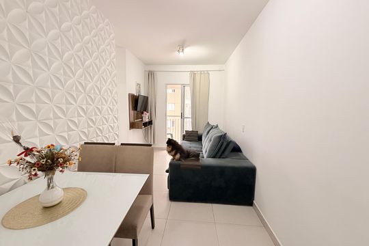Sala de apartamento à venda com 3 quartos, 61m² em Parque Uniao, Jundiaí
