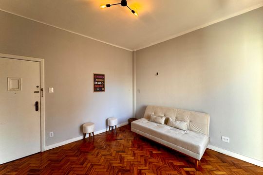 Apartamento para alugar com 1 quarto, 50m² em Laranjeiras, Rio de Janeiro