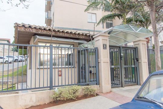 Fachada de apartamento para alugar com 2 quartos, 70m² em Taboão, São Bernardo do Campo