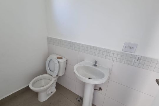 Casa para alugar com 1 quarto, 130m² em Santa Cecilia, São Paulo