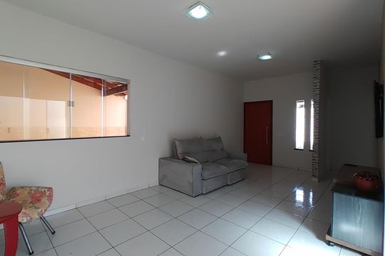 Sala de casa para alugar com 4 quartos, 190m² em Alto Umuarama, Uberlândia