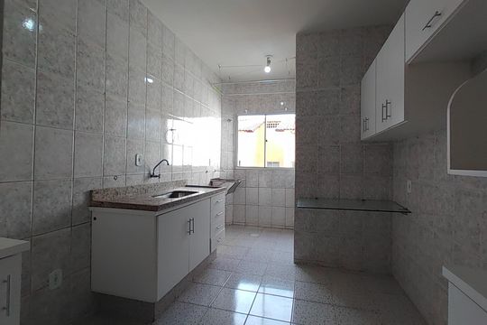 Cozinha de apartamento para alugar com 3 quartos, 85m² em Chácaras Tubalina e Quartel, Uberlândia
