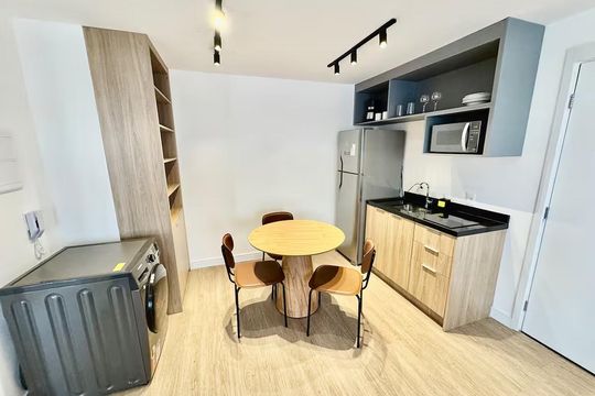 Cozinha de apartamento à venda com 1 quarto, 44m² em Vila Olímpia, São Paulo