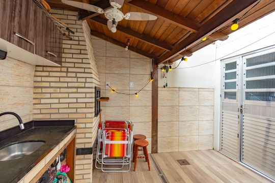 Casa de Condomínio à venda com 2 quartos, 84m² em Fátima, Canoas