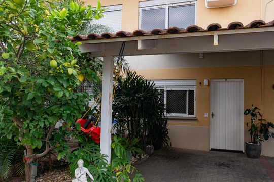 Casa de Condomínio à venda com 2 quartos, 84m² em Fátima, Canoas