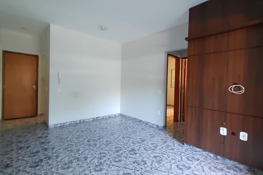 Apartamento para alugar com 2 quartos, 55m² em Chácaras Tubalina e Quartel, Uberlândia
