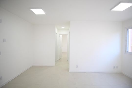 Sala de apartamento para alugar com 2 quartos, 50m² em Jardim Sabará, Porto Alegre