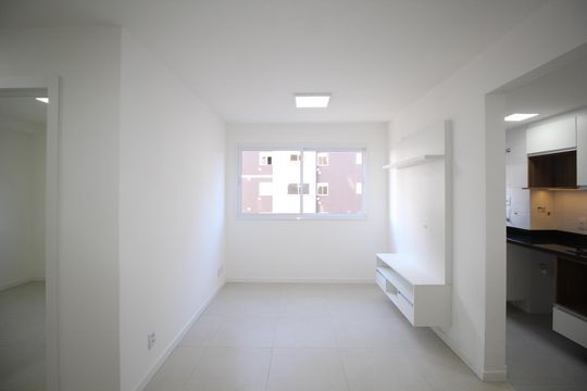 Apartamento para alugar com 2 quartos, 50m² em Jardim Sabará, Porto Alegre