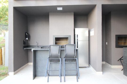 Área comum - Churrasqueira de apartamento para alugar com 2 quartos, 50m² em Jardim Sabará, Porto Alegre