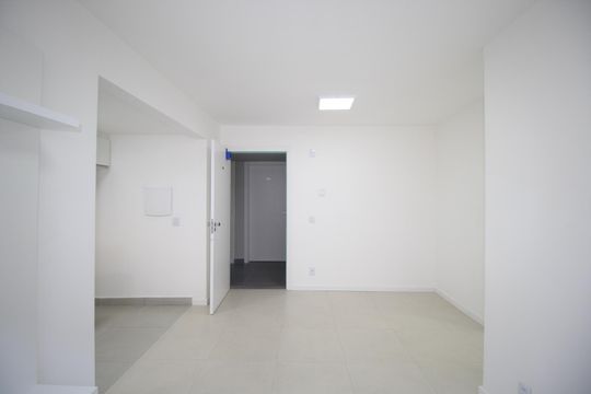 Sala de apartamento para alugar com 2 quartos, 50m² em Jardim Sabará, Porto Alegre