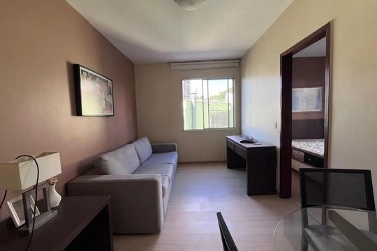 Sala de kitnet/studio para alugar com 1 quarto, 40m² em Funcionários, Belo Horizonte