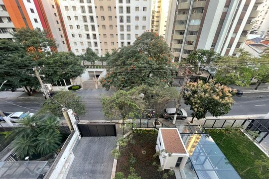 Apartamento à venda com 2 quartos, 57m² em Indianópolis, São Paulo