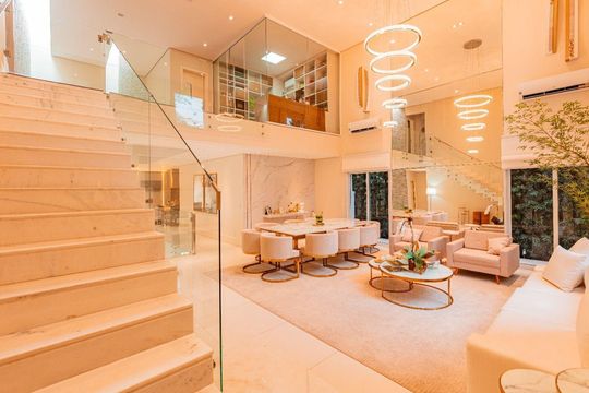Casa à venda com 4 quartos, 420m² em Alphaville, Barueri
