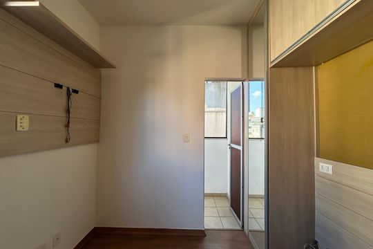 Apartamento à venda com 4 quartos, 180m² em Castelo, Belo Horizonte