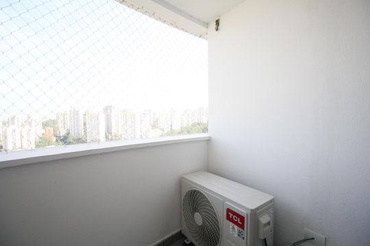 Varanda da Sala de apartamento à venda com 1 quarto, 67m² em Vila Andrade, São Paulo