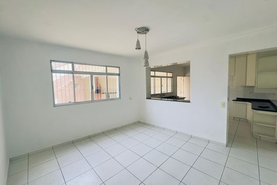 Copa de casa à venda com 3 quartos, 250m² em Jardim Santa Clara, Guarulhos