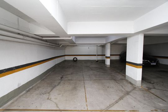 Garagem de apartamento à venda com 3 quartos, 226m² em Jardim America, Belo Horizonte