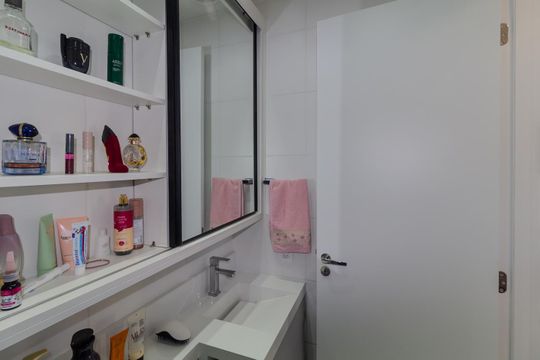 Banheiro de apartamento para alugar com 2 quartos, 32m² em Vila Ema, São Paulo