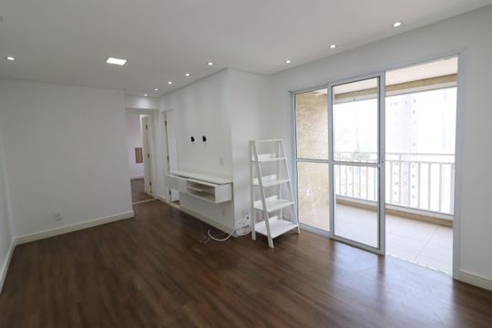 Apartamento para alugar com 2 quartos, 61m² em Km 18, Osasco