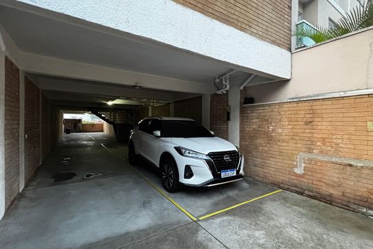 Garagem de apartamento à venda com 2 quartos, 46m² em Utinga, Santo André