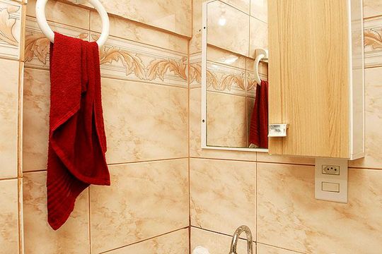Banheiro de kitnet/studio à venda com 1 quarto, 20m² em Centro Histórico, Porto Alegre