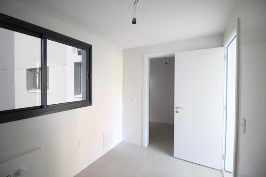 Cozinha de apartamento à venda com 3 quartos, 142m² em Rio Branco, Porto Alegre