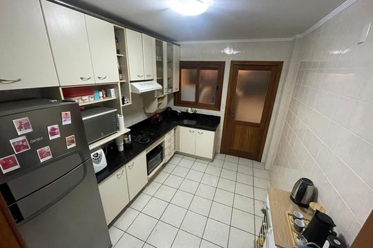 Cozinha de apartamento à venda com 2 quartos, 94m² em Centro, Canoas