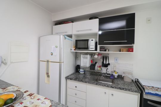 Cozinha de apartamento à venda com 1 quarto, 29m² em Parque Independencia, São Paulo