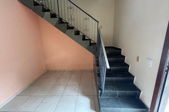 Sala de casa de condomínio à venda com 3 quartos, 210m² em Campinho, Rio de Janeiro